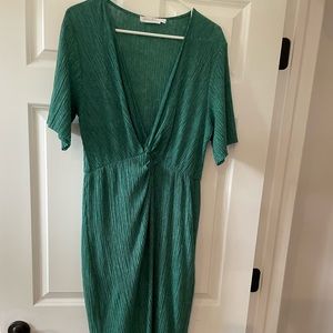 UNWORN Green midi dress